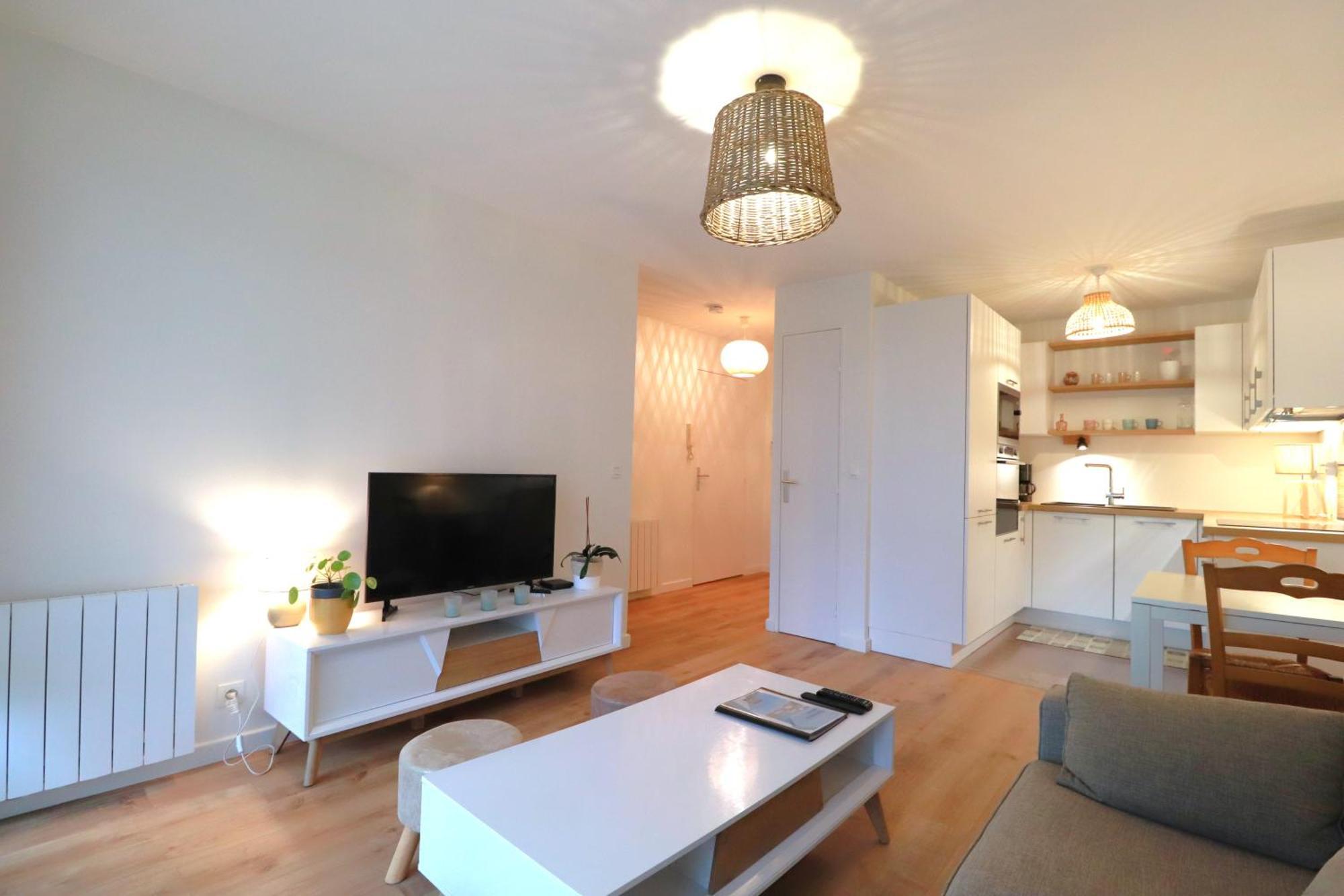 Olivia - T2 - Confort - Wifi- Parking Vannes Dış mekan fotoğraf