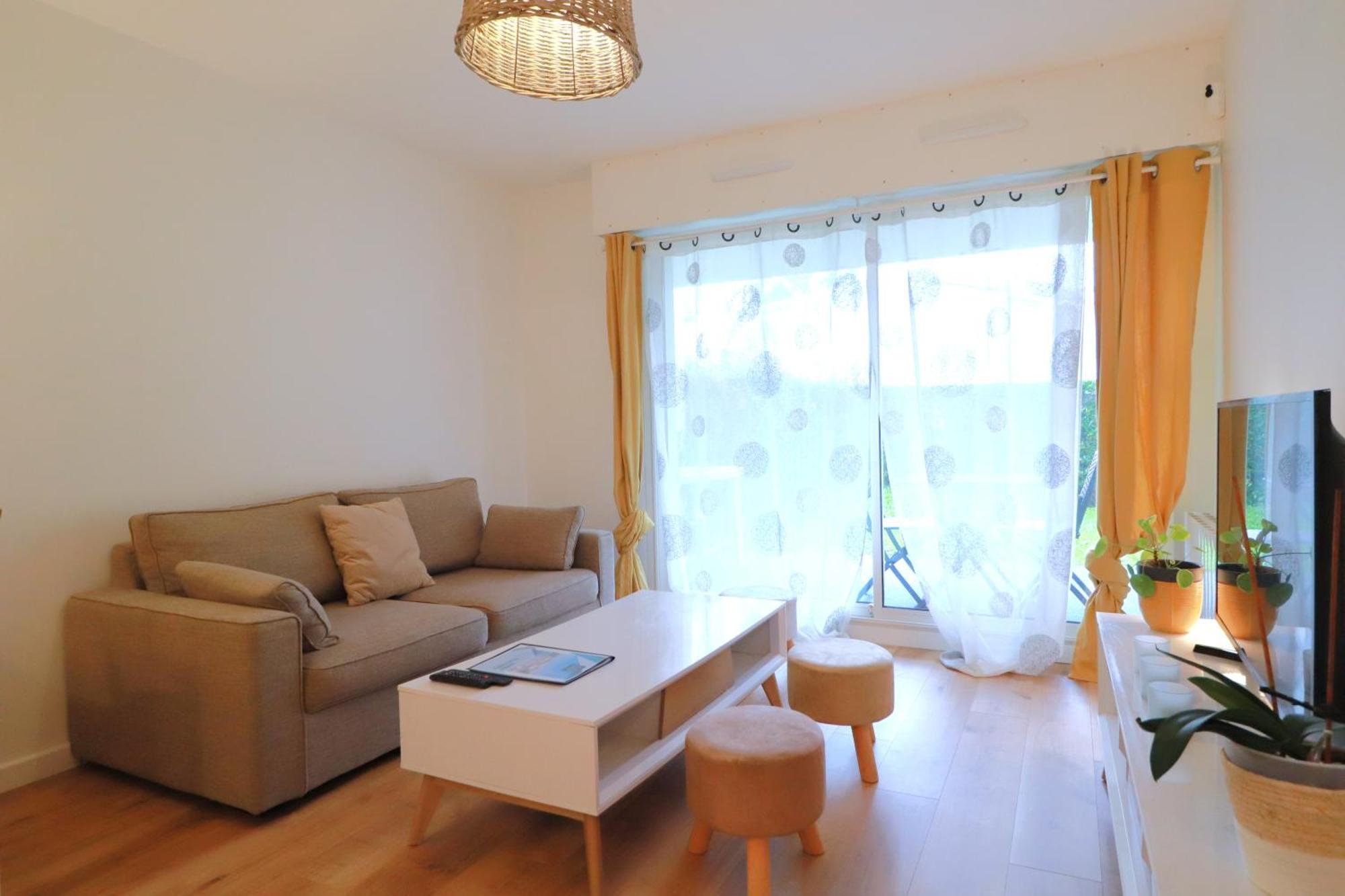 Olivia - T2 - Confort - Wifi- Parking Vannes Dış mekan fotoğraf